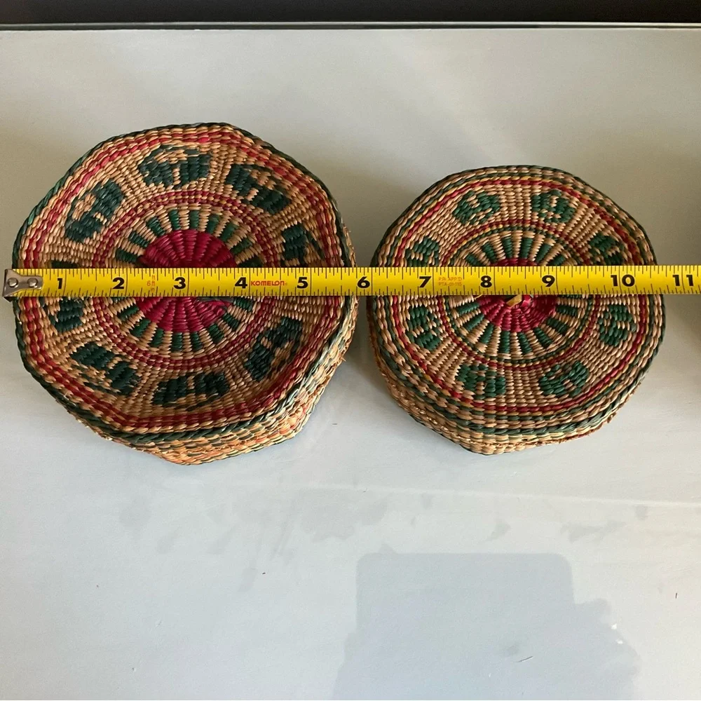 Vintage Sweetgrass Lidded Nesting Basket Set Of 2